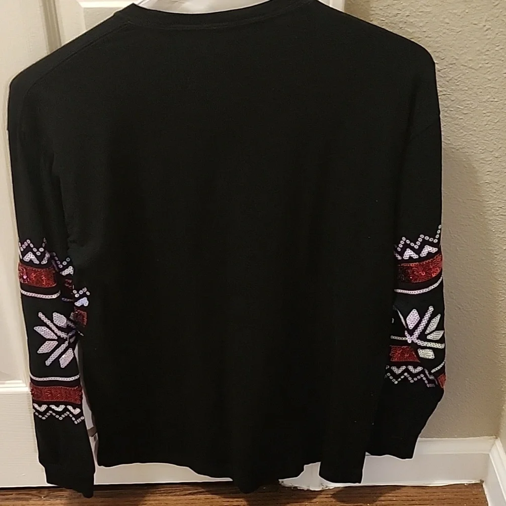 Top - Picture 3 of 4